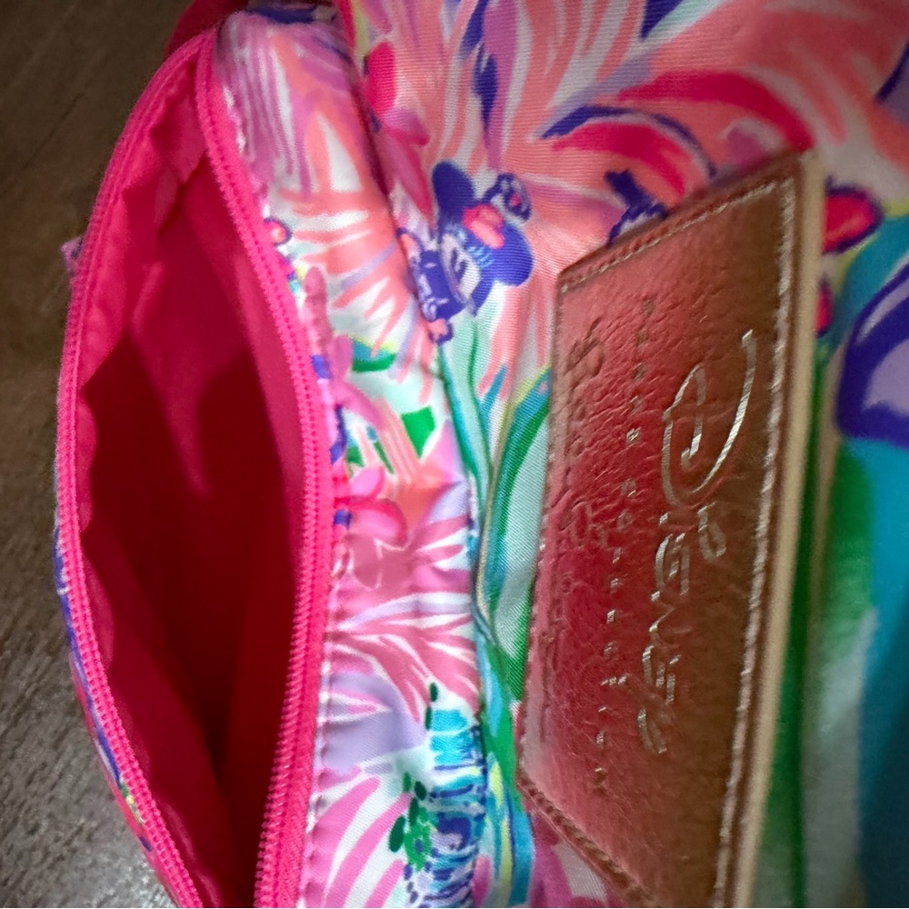 Disney Parks Lilly Pulitzer Backpack Large Dreamin Minnie Daisy Pink Bag - Picture 7 of 11